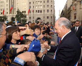 Presidente Lagos Asiste a Parada Militar 2004