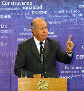 Encuentro con beneficiarios de programas sociales, V Región