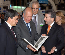 El Presidente Ricardo Lagos visita la Feria del Libro