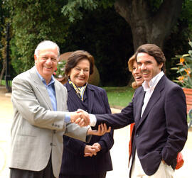 Visita del Presidente Español a Cerro Castillo