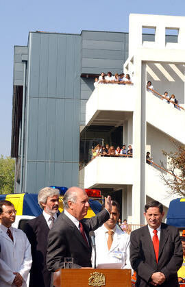 Visita a Centro de Urgencias CDT Dr. Armas Cruz y Entrega de Ambulancias