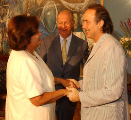 El Presidente Ricardo Lagos recibe a Joan Manuel Serrat