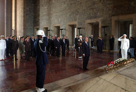 Ofrenda Floral tumba de Ataturk