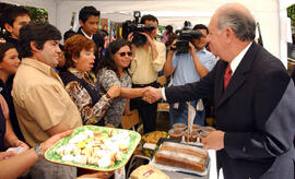 Encuentro con familias que participan en programas sociales del Gobierno