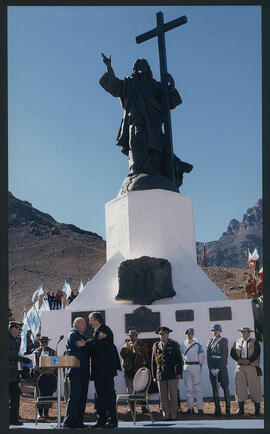 Asistencia del Presidente de la República a Conmemoración del Cristo Redentor