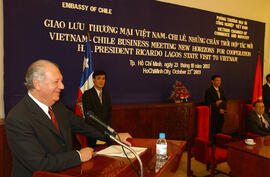 El Presidente Ricardo Lagos, en visita a Vietnam