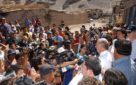 Presidente de la República en Recorrido por Quebrada de Tarapacá tras Terremoto