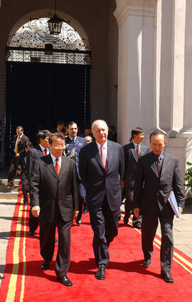 Término de Visita Oficial del Presidente de Vietnam