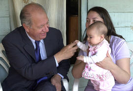 Visita a Catherine Salgado, usuaria del Sistema Auge Piloto