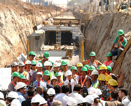 Visita del Presidente de la República a obras del colector de aguas lluvias Panamericana Norte