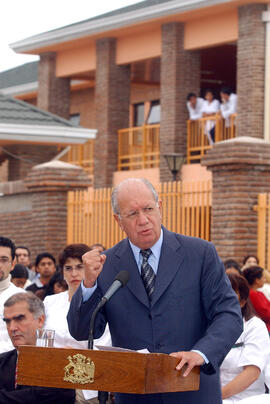 Inauguración Consultorio Santo Tomás