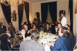 Presidente de la República ofrece cena a artistas