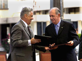 Firma Convenios con Brasil - Arica