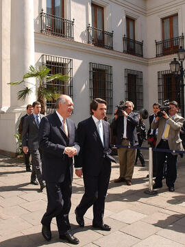 Visita del Presidente español José María Aznar, reunión ampliada