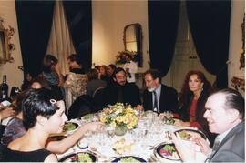 Presidente de la República ofrece cena a artistas
