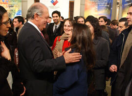 Entrega Becas de postgrado Conicyt